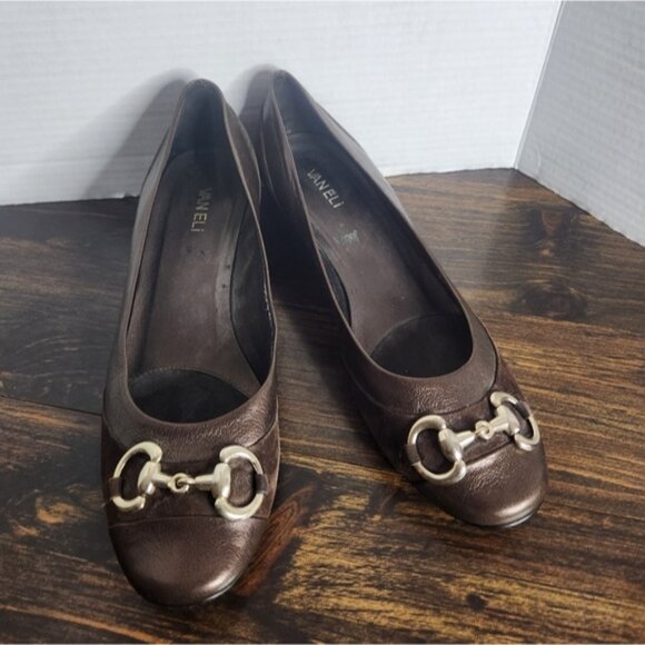 Vaneli Women's Cicero Leather And Suede Pump Shoes Snaffle bit  12M - Picture 2 of 10